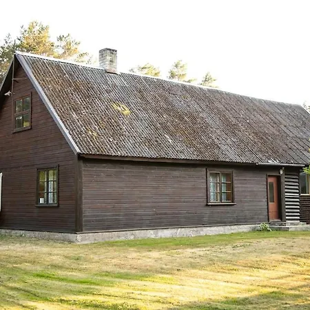 Holiday home Tonise Puhketalu